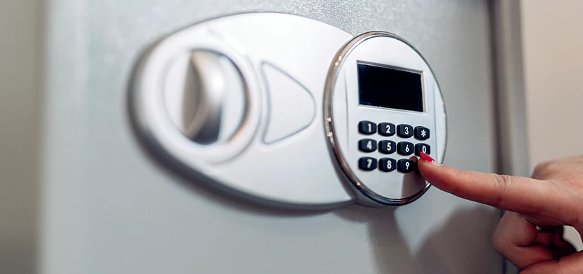 Jewelry Safe Cracking in San Martin, California